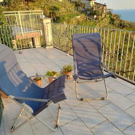 Ferienhaus La Luna In Pesci Biassa