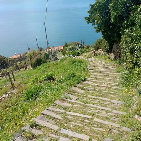 Holiday home La Luna In Pesci Biassa